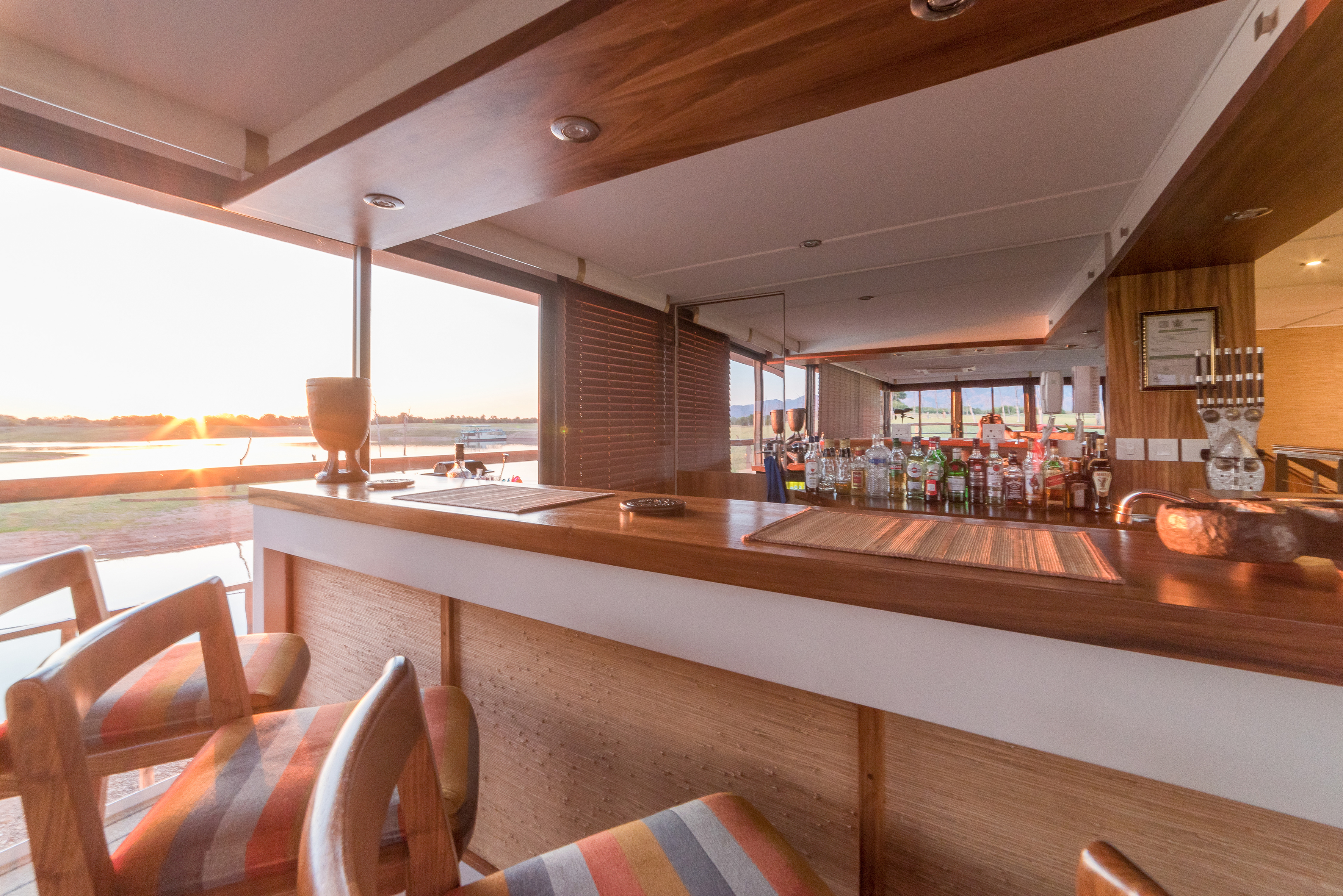 CroisiEurope MS African Dream Bar 3.jpg